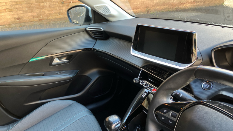 Peugeot 208 1.2 PureTech 100 Allure 5dr Petrol Hatchback